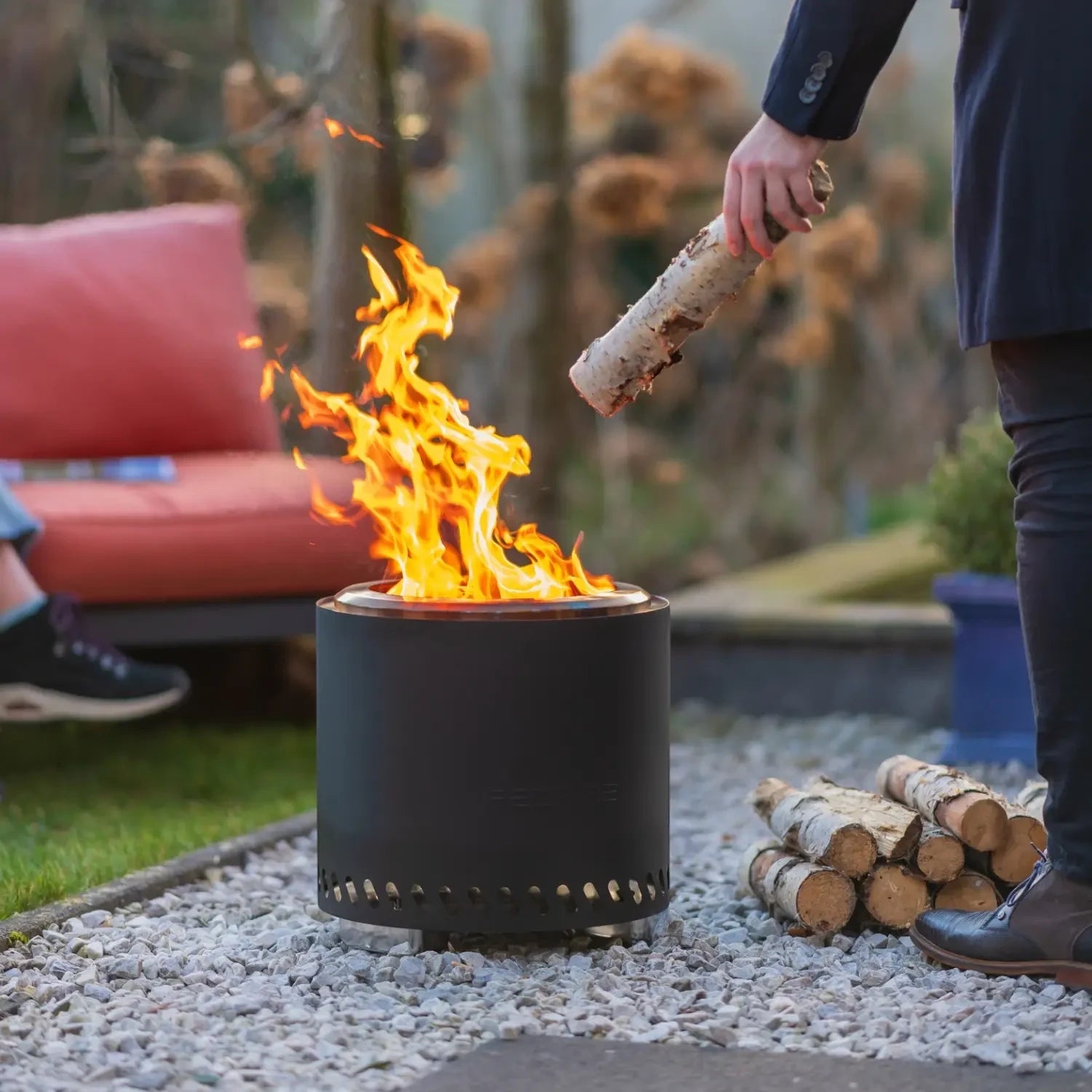 Volcano Pellet Vuurkorf Large – Mat Zwart