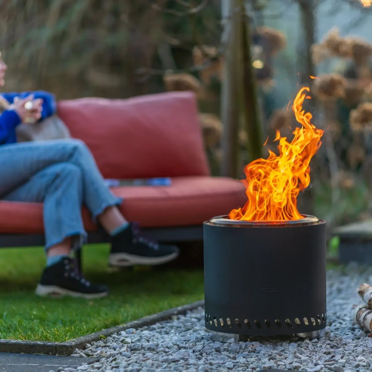 Volcano Pellet Vuurkorf Large – Mat Zwart