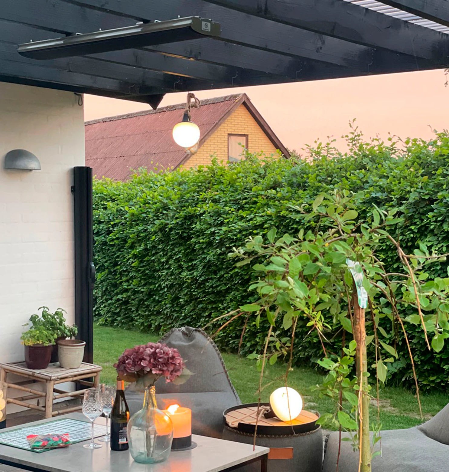 heation Heatbar 1000, wandgemonteerde elektrische terrasverwarmer