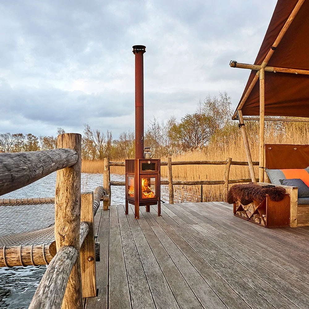 Quercus garden fireplace and pizza oven